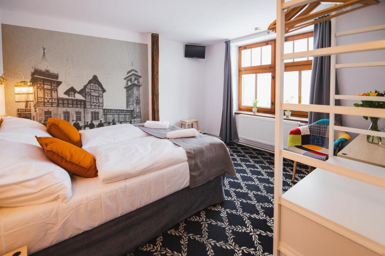 Hotel Petrin ยาโบลเนช นัด นิโซ ภายนอก รูปภาพ